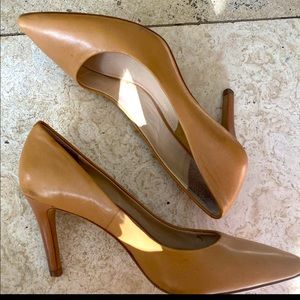 Vince Camuto Tan Pumps (super Comfortable !)